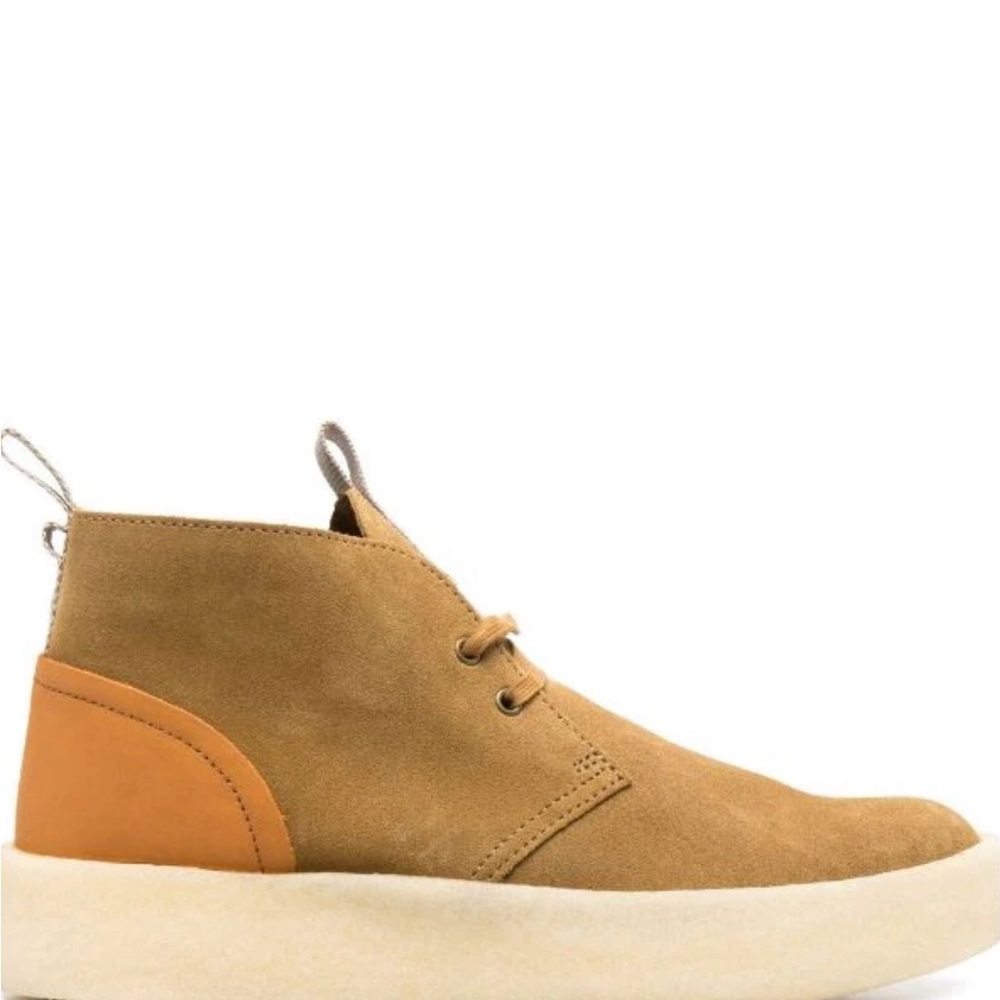 Clarks Desert Cup Oak Moss Sole Boots Size8.5 NWOT Casual, Office,Teacher